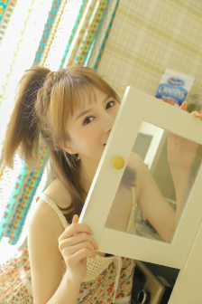 车内剧烈运动